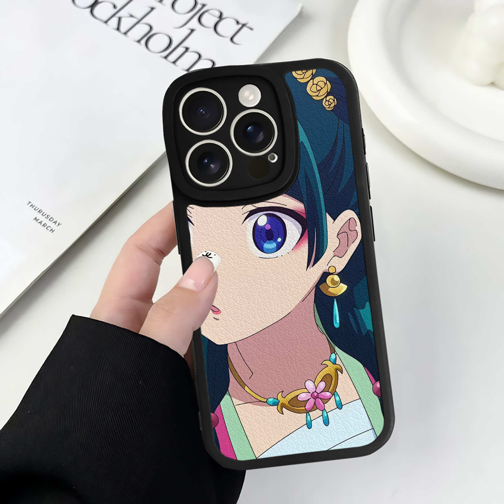 薬屋のひとりごと The Apothecary Diaries 【iPhone 16シリーズ対応】シリコンスマホケース（レザー調） 材質：シリコン